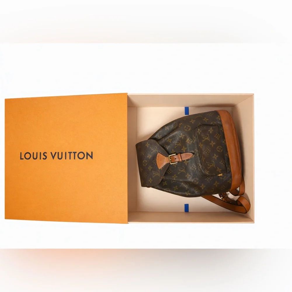 Louis Vuitton 1999 Montsouris PM Backpack Vintage Monogram Like New w/ Box